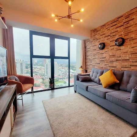 Cosmopolitan Apt 1407, 5 Star Facilities, 15M Sjo Airport, Parking, Pool, Gym San Jose (San Jose) Exterior foto